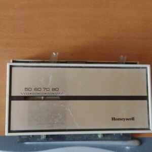 Honeywell Thermostat